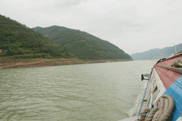 24-09China3GorgesScenery_002
