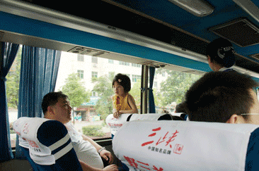 34-09China3GorgesBoatRide_21